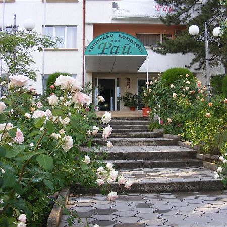 Paradise Hotel Madzharovo Ngoại thất bức ảnh